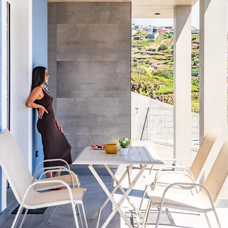 The Vinehill House بيت للعطل Câmara de Lobos