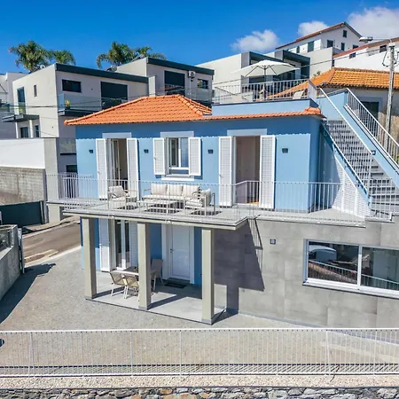 The Vinehill House بيت للعطل