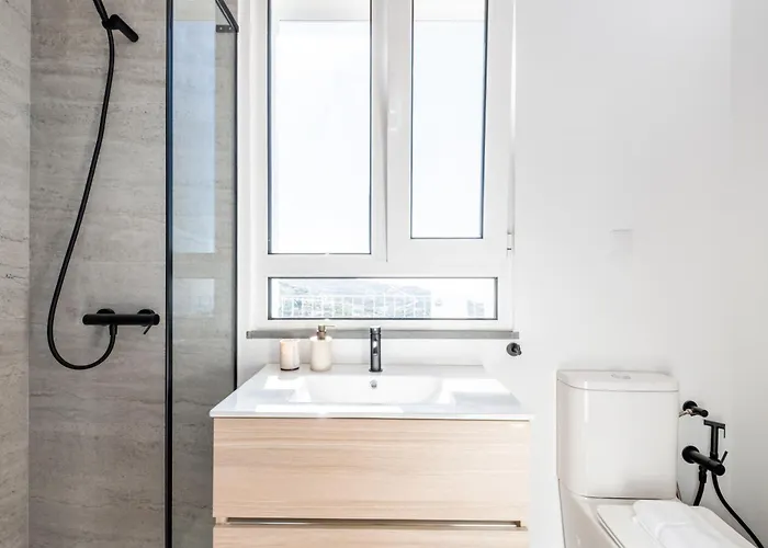 The Vinehill House *